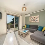 Lourdas Bay View Holiday home *