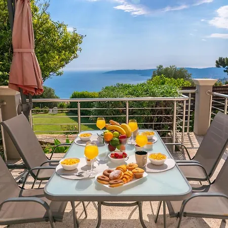 Σπίτι διακοπών Lourdas Bay View *