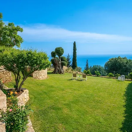 Lourdas Bay View Tatil Evi Simotáta